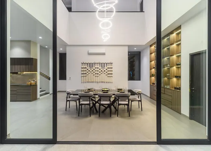 Porchey Private - Free Airport Pick-up, Private Transportation And Dedicated Butler Villa Siem Reap