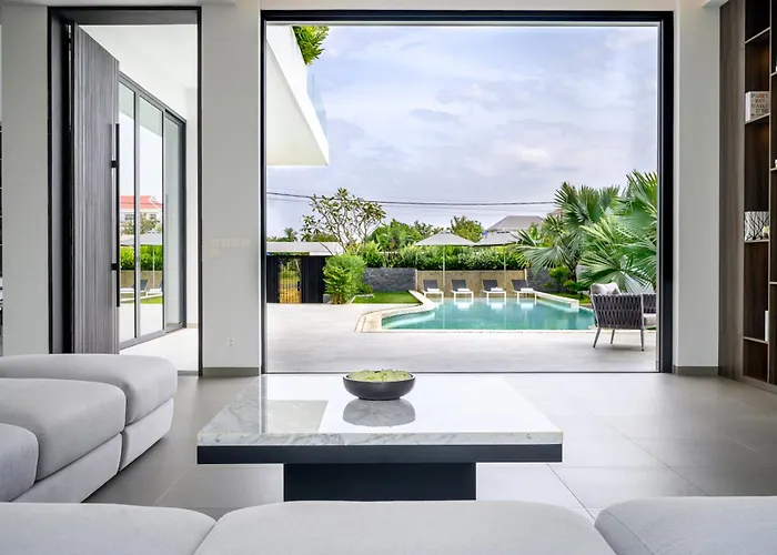 Porchey Private - Free Airport Pick-up, Private Transportation And Dedicated Butler Villa *
